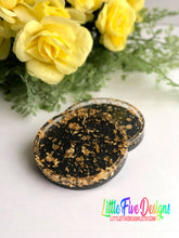 Load image into Gallery viewer, Elegant Gold Leaf and Black Coaster
